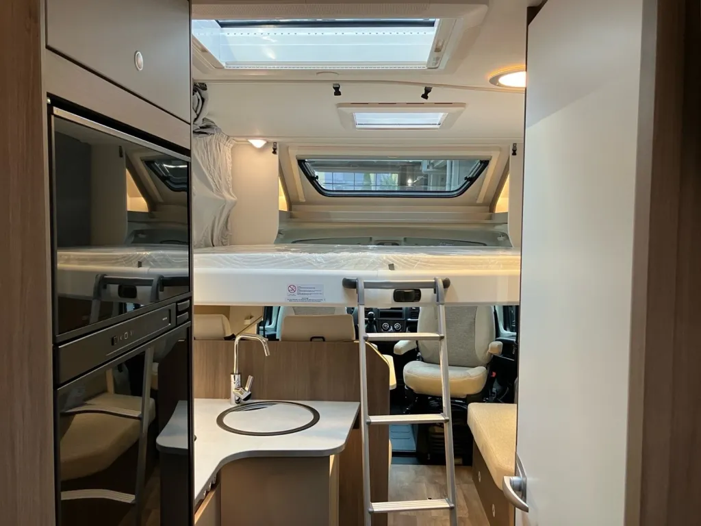 Bild 24: Wohnmobil für 4 Personen in Wernau mieten