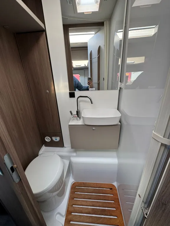 Bild 12: Wohnmobil von Carado mieten in Bamberg