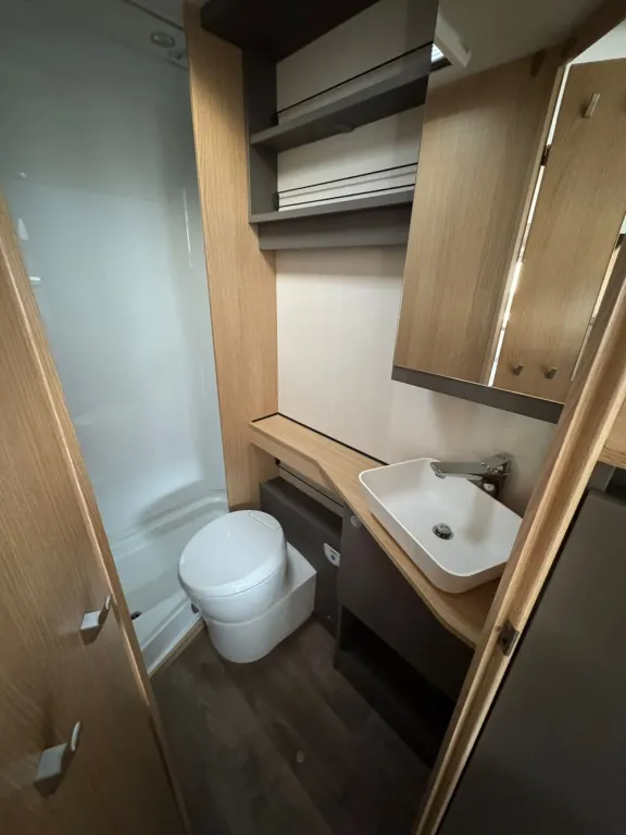 Bild 20: Wohnmobil von LMC mieten in Bamberg