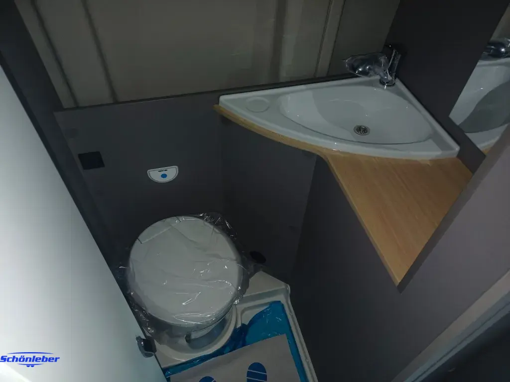 Bild 5: Wohnmobil in Römerstein-Donnstetten online mieten