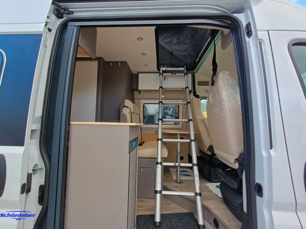 Bild 12: Wohnmobil von LMC mieten in Römerstein-Donnstetten