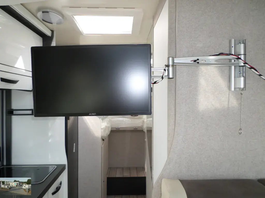 Bild 10: Wohnmobil mieten in Blomberg