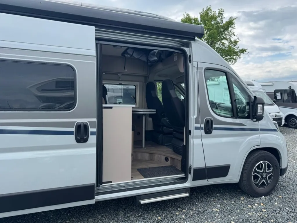 Bild 7: Carado Wohnmobil in Bamberg mieten