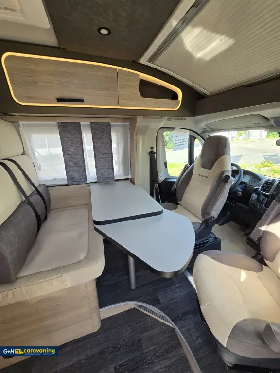 Bild 8: Wohnmobil für 2 Personen in Weißenhorn mieten Bild 8: Wohnmobil für 2 Personen in Weißenhorn mieten