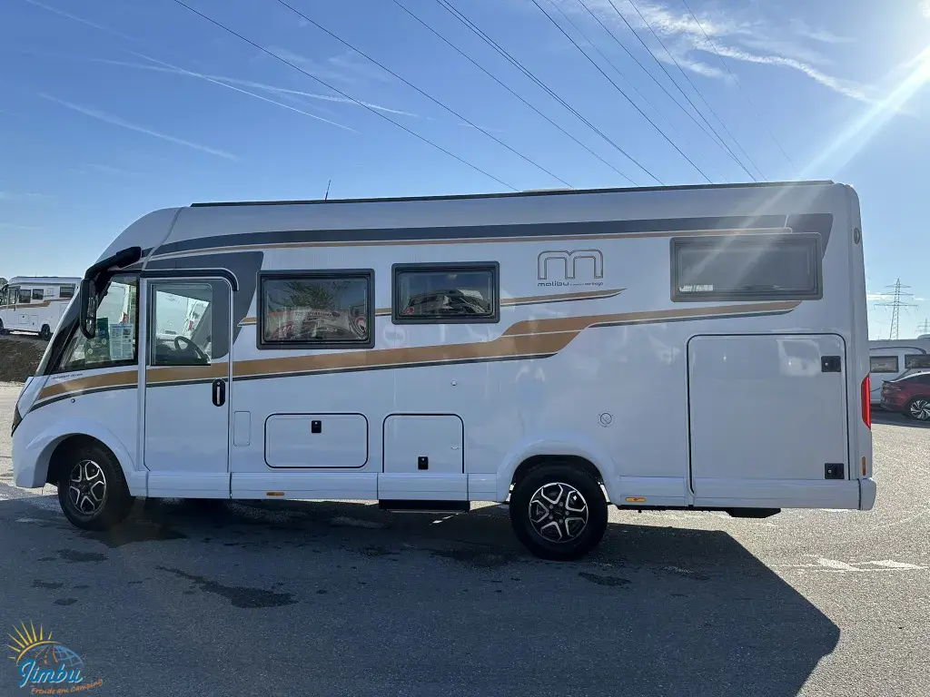 Bild 9: Malibu I 450 RB-LE lightweight 3.5t Bild 9: Malibu I 450 RB-LE lightweight 3.5t