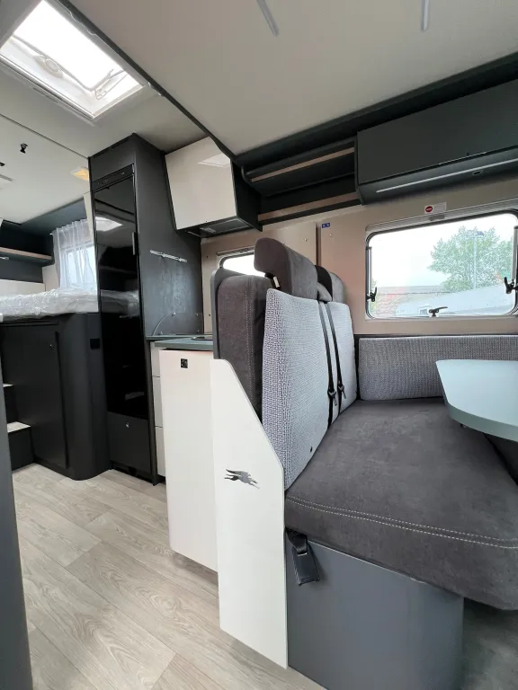 Bild 10: Wohnmobil mieten in Hagenbrunn Bild 10: Wohnmobil mieten in Hagenbrunn