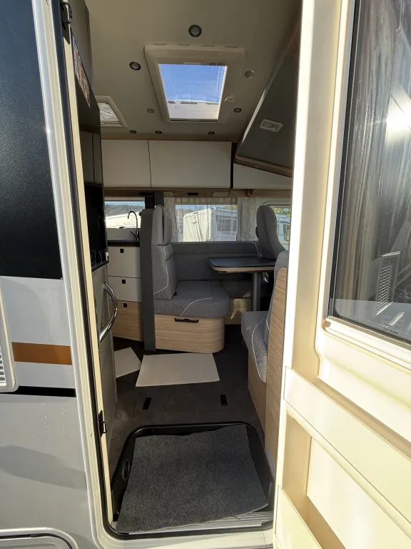 Bild 5: Wohnmobil in Wernau online mieten