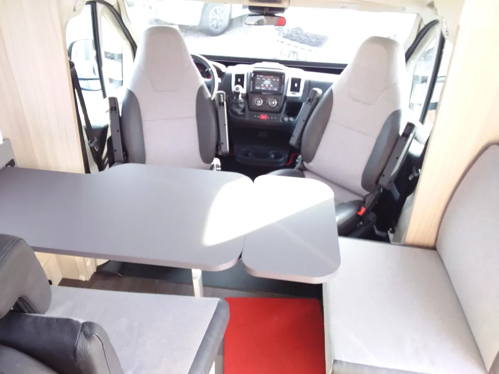 Bild 12: Wohnmobil von Sun Living mieten in Hagenbrunn Bild 12: Wohnmobil von Sun Living mieten in Hagenbrunn
