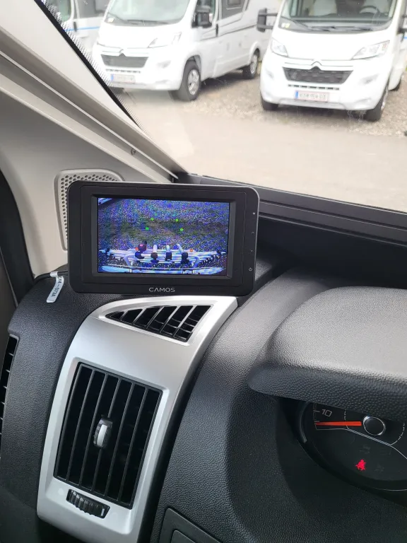 Bild 13: Wohnmobil in Hagenbrunn online mieten Bild 13: Wohnmobil in Hagenbrunn online mieten